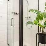 דירה New Large App Near Sea, Cozy 3 Bedrooms And 2 Bathrooms *