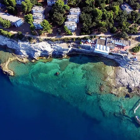 New Large App Near Sea, Cozy 3 Bedrooms And 2 Bathrooms * פולה