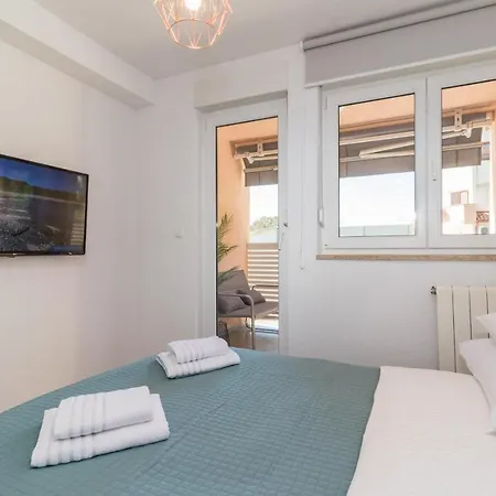New Near Sea With 3 Bedrooms And 2 Bathrooms 普拉